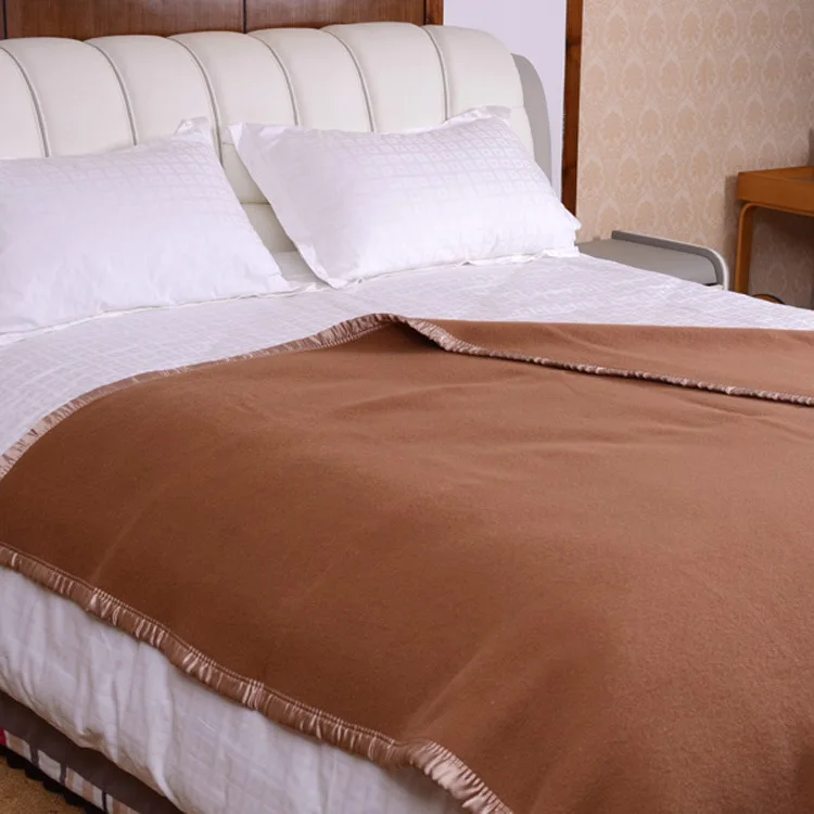 Custom double-sided wool blanket plain color military blanket for hotel rooms