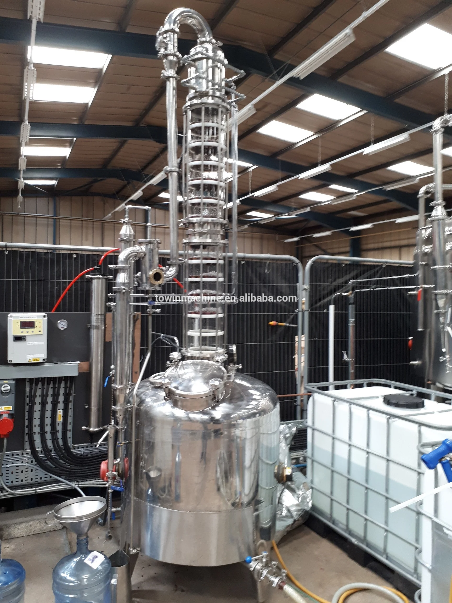 Gin Whiskey Vodka fruit Brandy stills moonshine copper distiller alcohol distillation equipment for sale