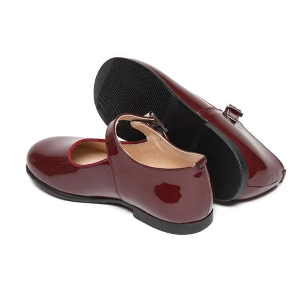 Летние удобные блестящие детские туфли в европейском стиле из лакированной кожи, красивые Танцевальные Туфли Мэри Джейн на плоской подошве, износостойкие туфли