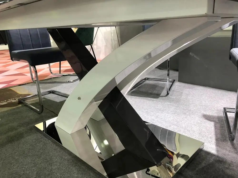 Helen wholesales cheapest high gloss new model white powder coating MDF top adjustable expandable dining table with cross leg