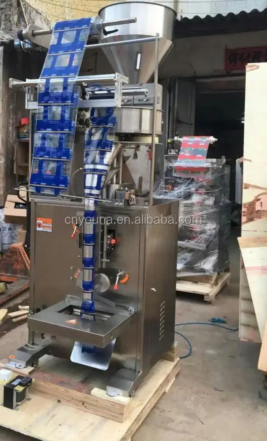 Vertical packing machine automatic grain pouch packing machine for snack/candy/bean