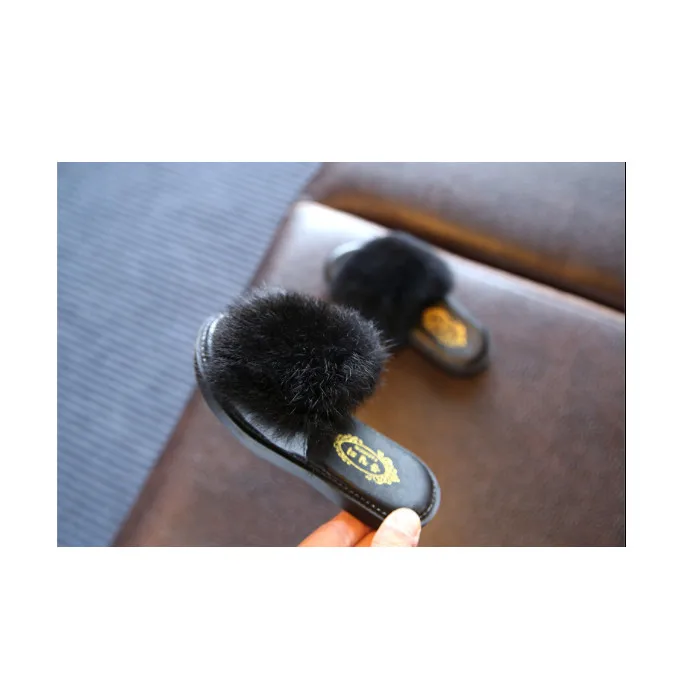 2017 children girls skid resistance fluffy fur slipper TPR shoe sole slip on out shoes