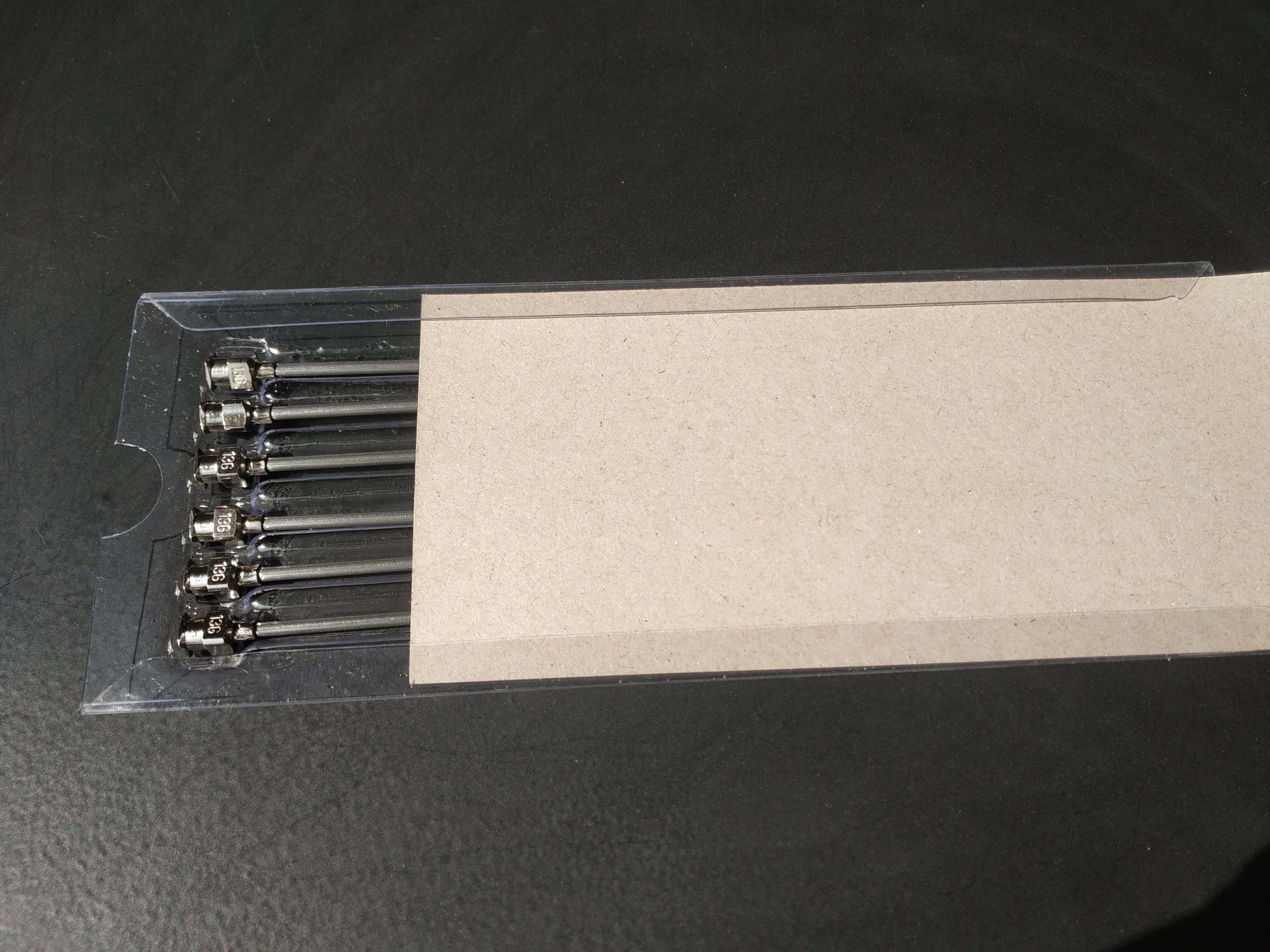 13G X 110MM STAINLESS STEEL NEEDLES IN LUER LOCK HUB VETERINARY NEEDLES FOR VETERINARY USE