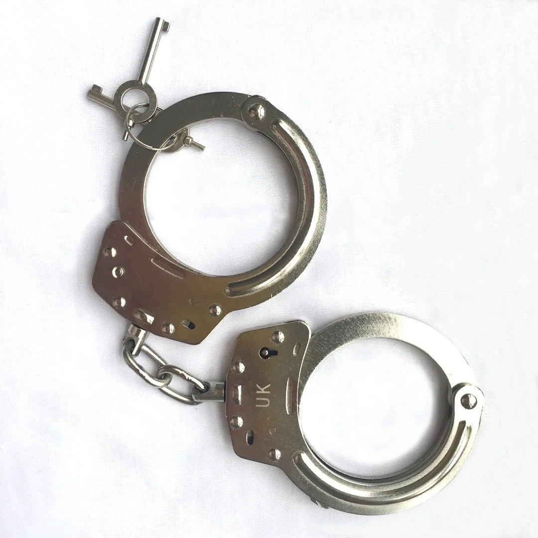 Наручники из углеродистой стали для полиции