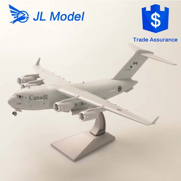 
2010 Boeing C-17 A Globemaster USA 1/200 aircraft model plane 