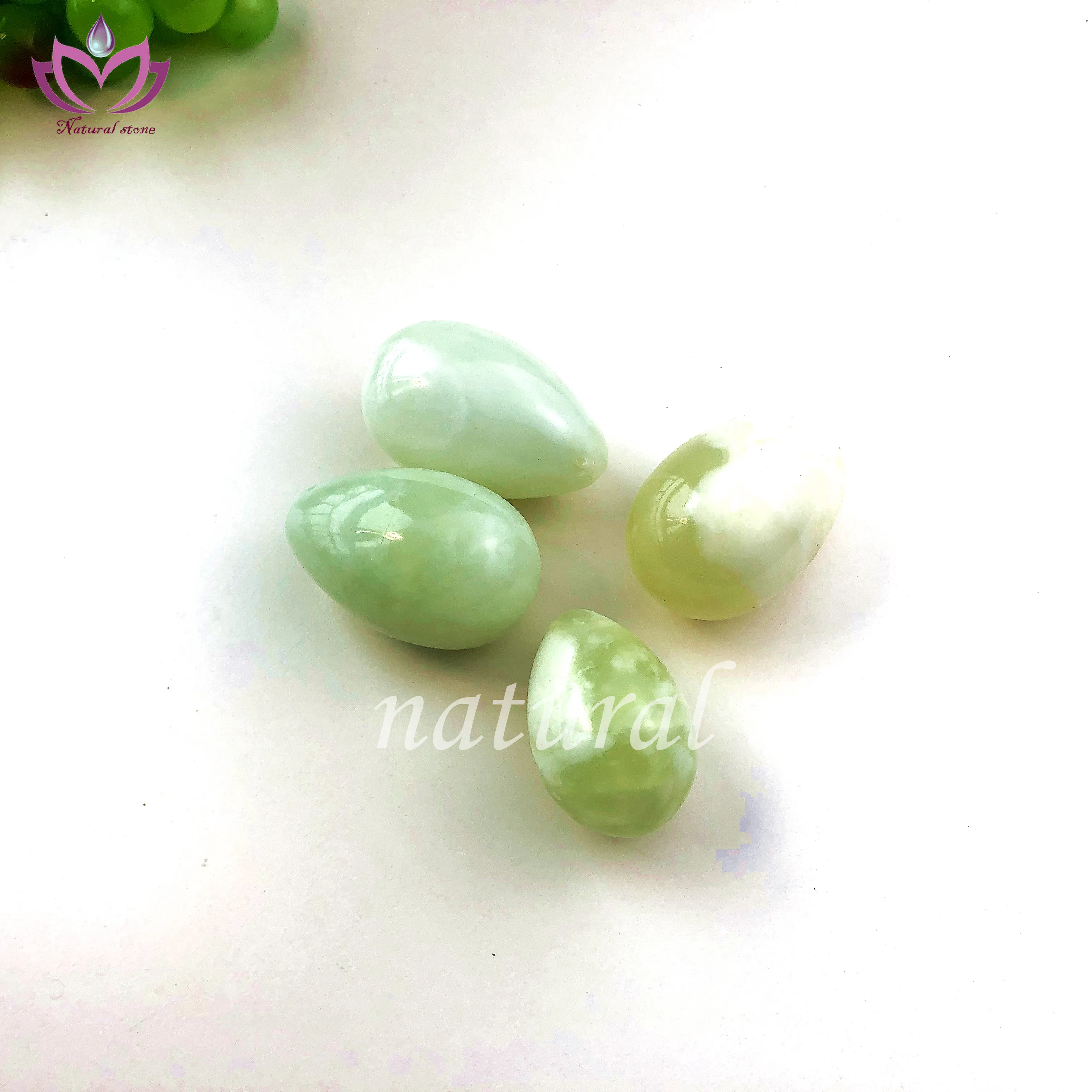 single 4.4*3.1cm drilled jade eggs yoni eggs vaginal exercise drilled jade eggs