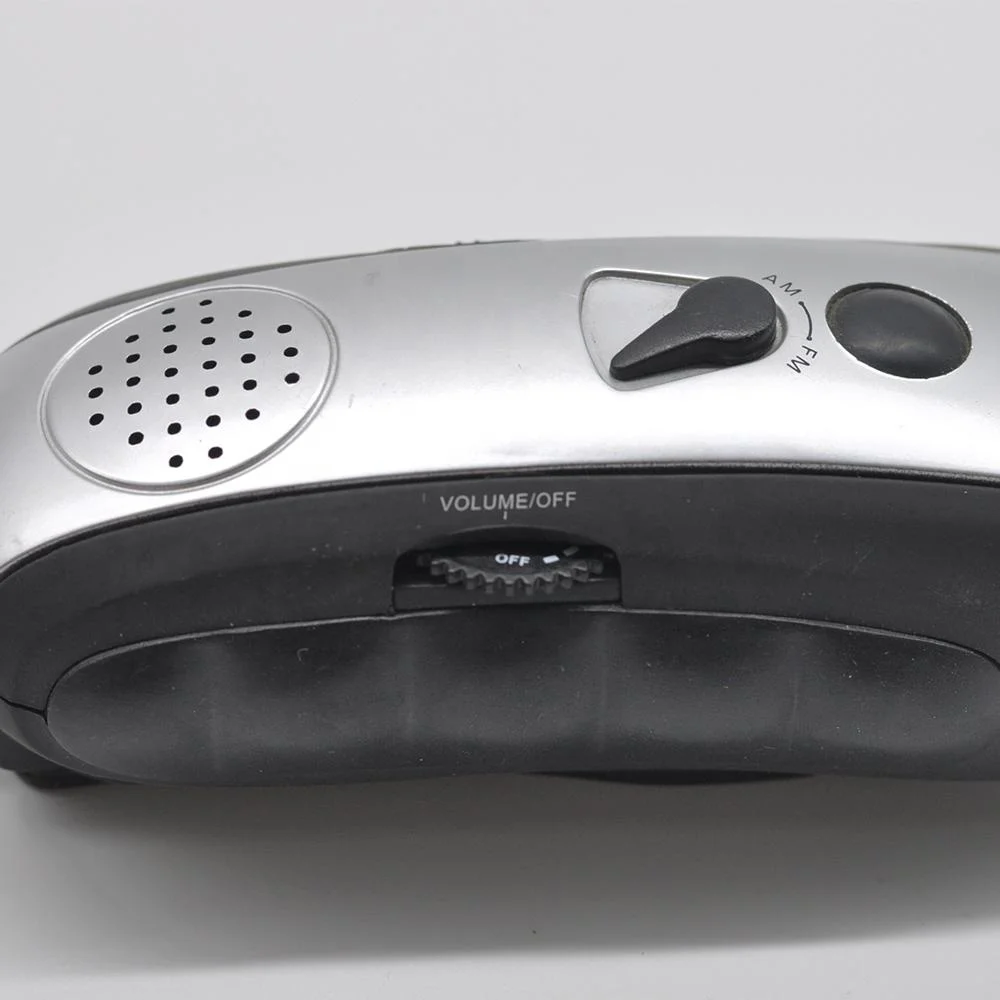 3 LED Radio Flashlight rechargeable AM FM Dynamo Hand Crank torch