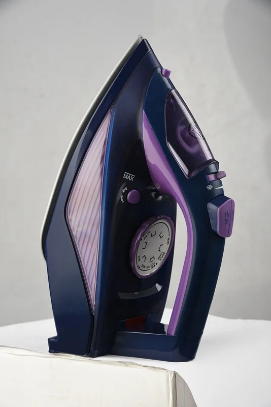 Hot sales Household cordless electric iron steam cordless Electric steam iron