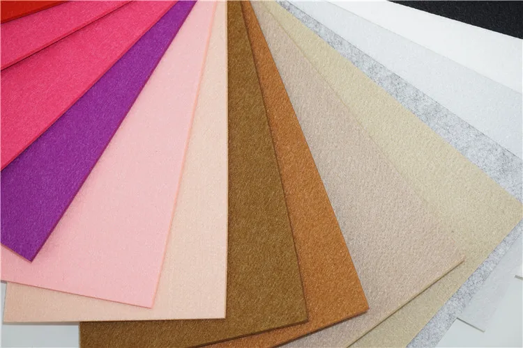 Factory needle punched price nonwoven fabric colorful printed felt for DIY