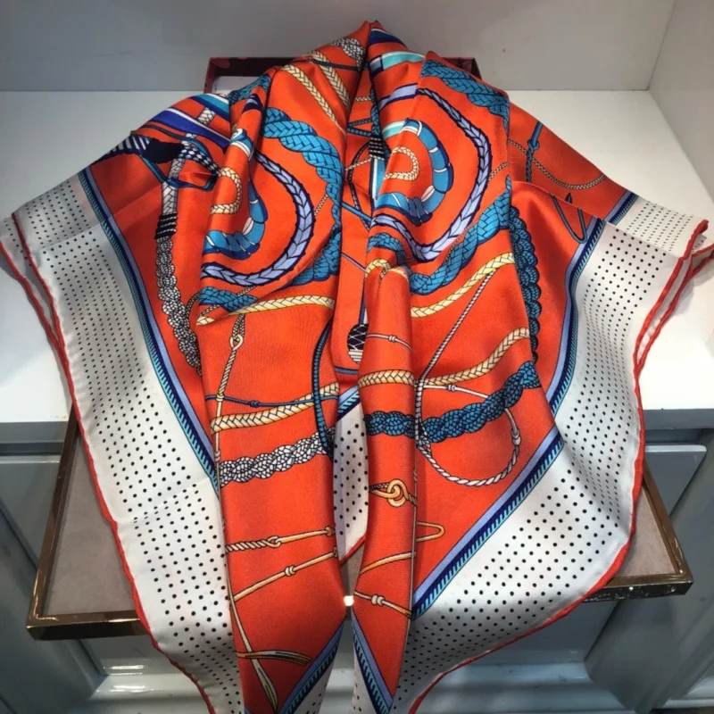 OEM printing 16MM 18MM silk kerchief twill fabric scarf silk square scarves hand roll-hemmed