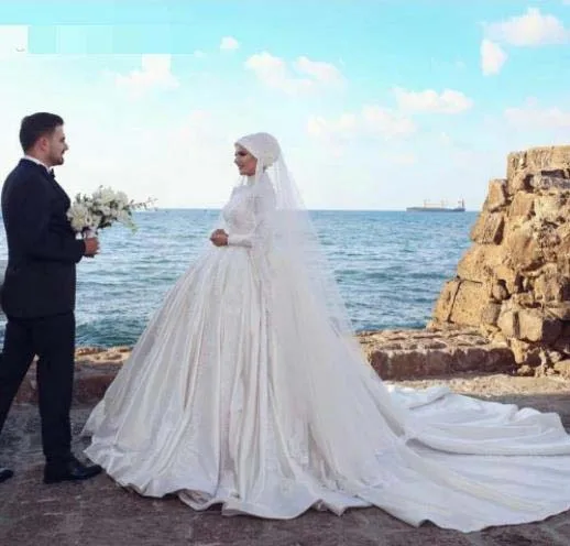 Arab Muslim Casual Beach Long Sleeve High Neck Woman Wedding Dress Bridal Gown