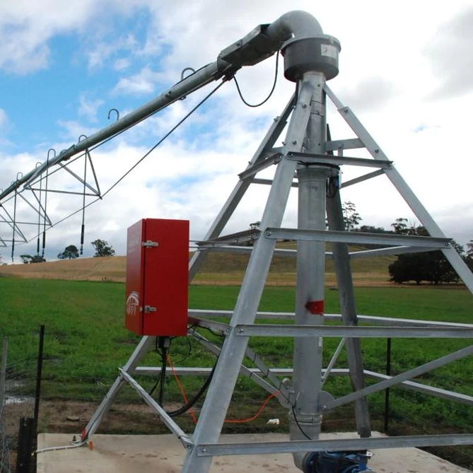 2022 Hot sales  Center Pivot Farm irrigation Systems for big land