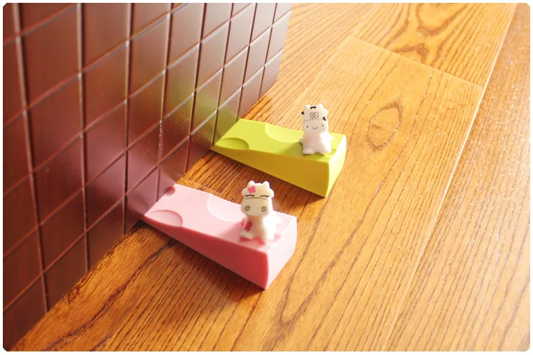 Novelty Melting Stopper Leaves Silicone Door Stop Wedge - Pink