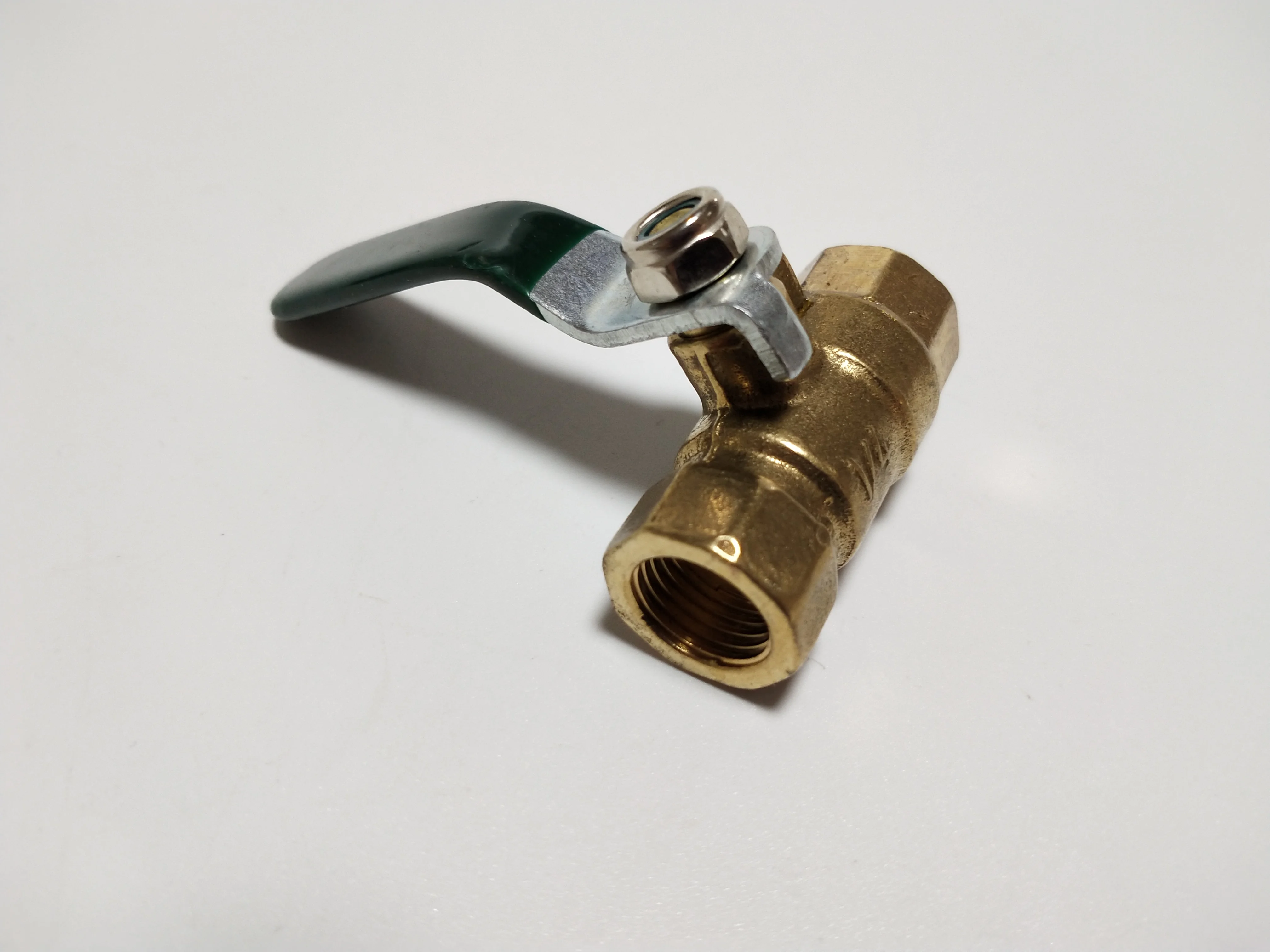 Латунный шаровой кран высокого давления с внутренней резьбой, 1/4 дюйма, профессиональный поставщик