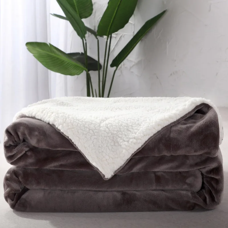 
Solid color candy double-layer small blanket flannel + lamb cashmere cover blanket car sofa blanket 