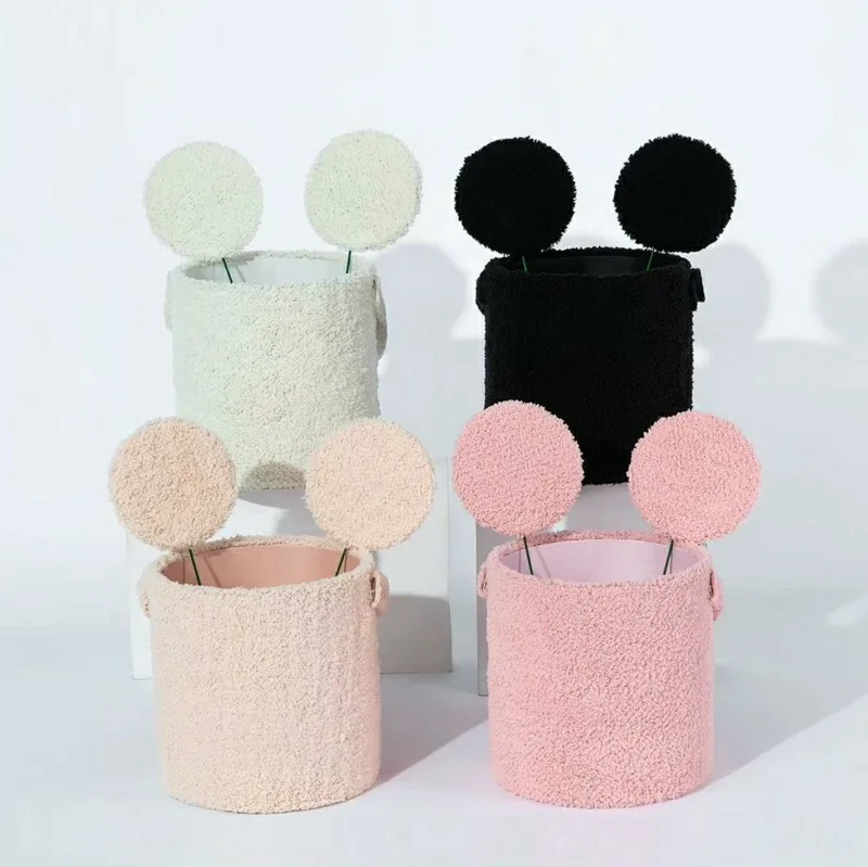 2 pcs color knitwear flower hugger flower box in stock