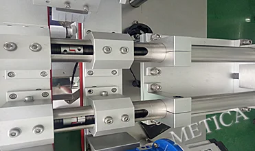 Factory price high quality auto top and bottom labeling machine and double sides adhesive sticker labeler