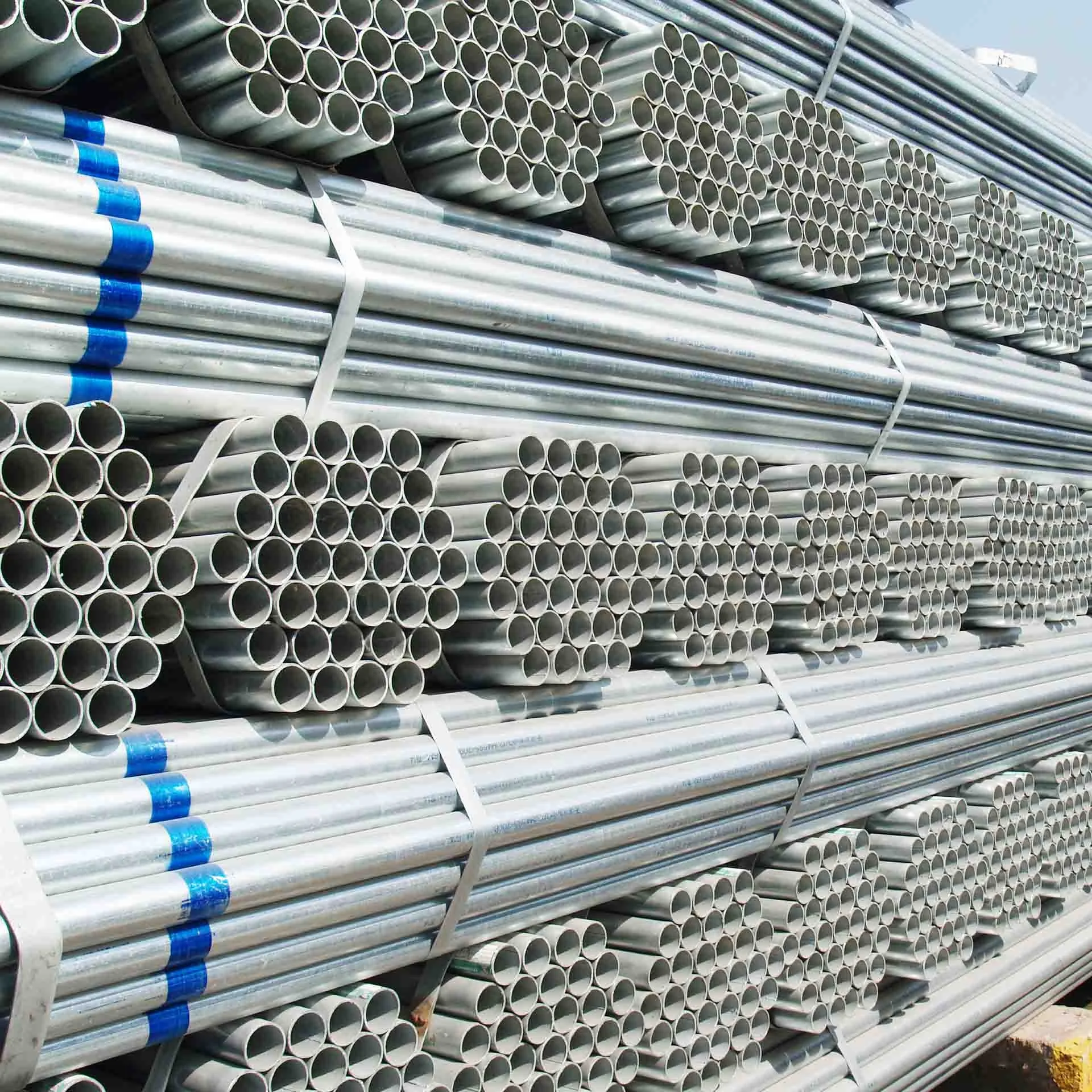 manufacturer supplier ASTM BS EN Pre galvanized tubes and Hot-dipped Galvanized steel pipes in China