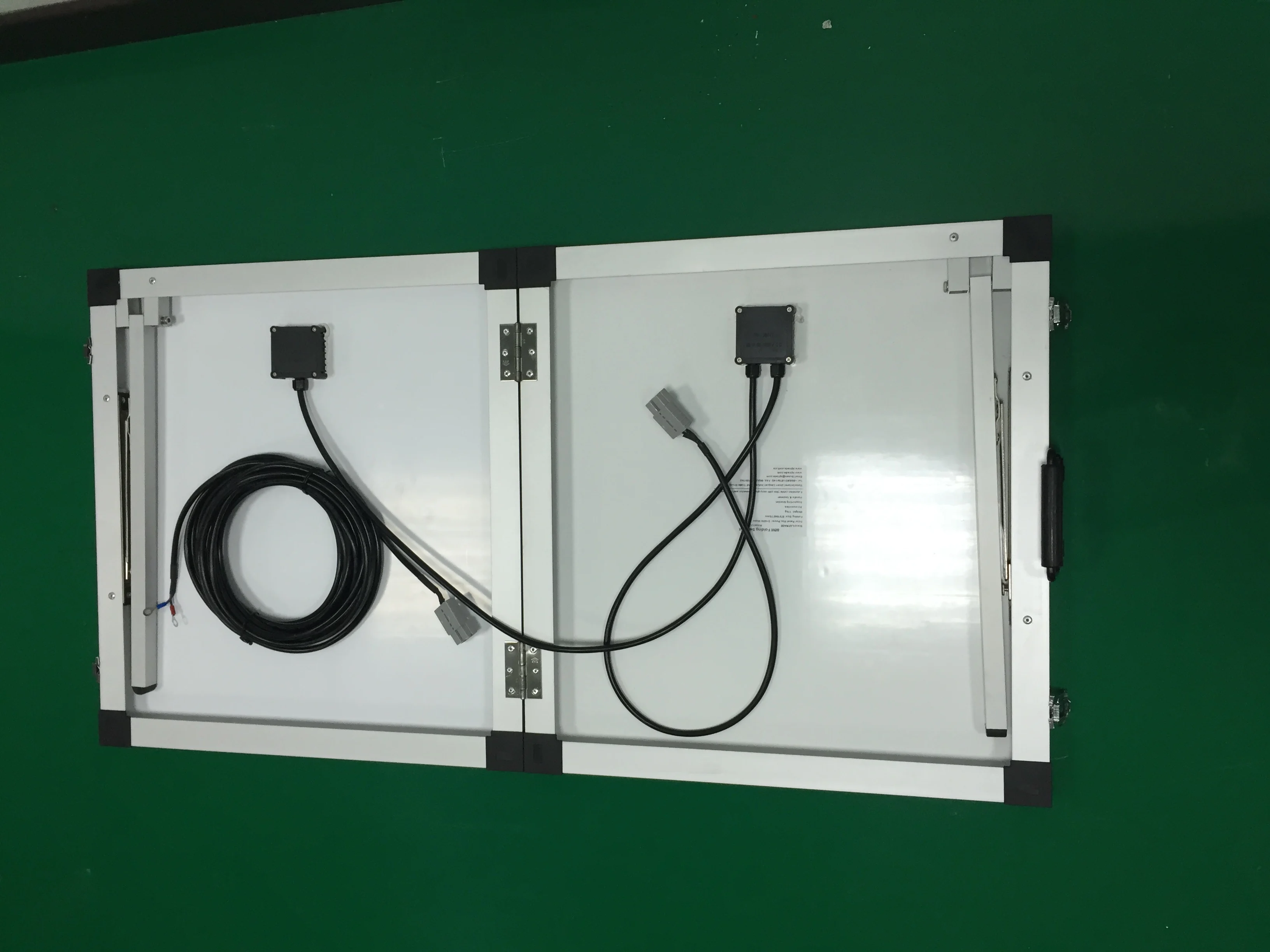 Factory price portable solar panel 120w