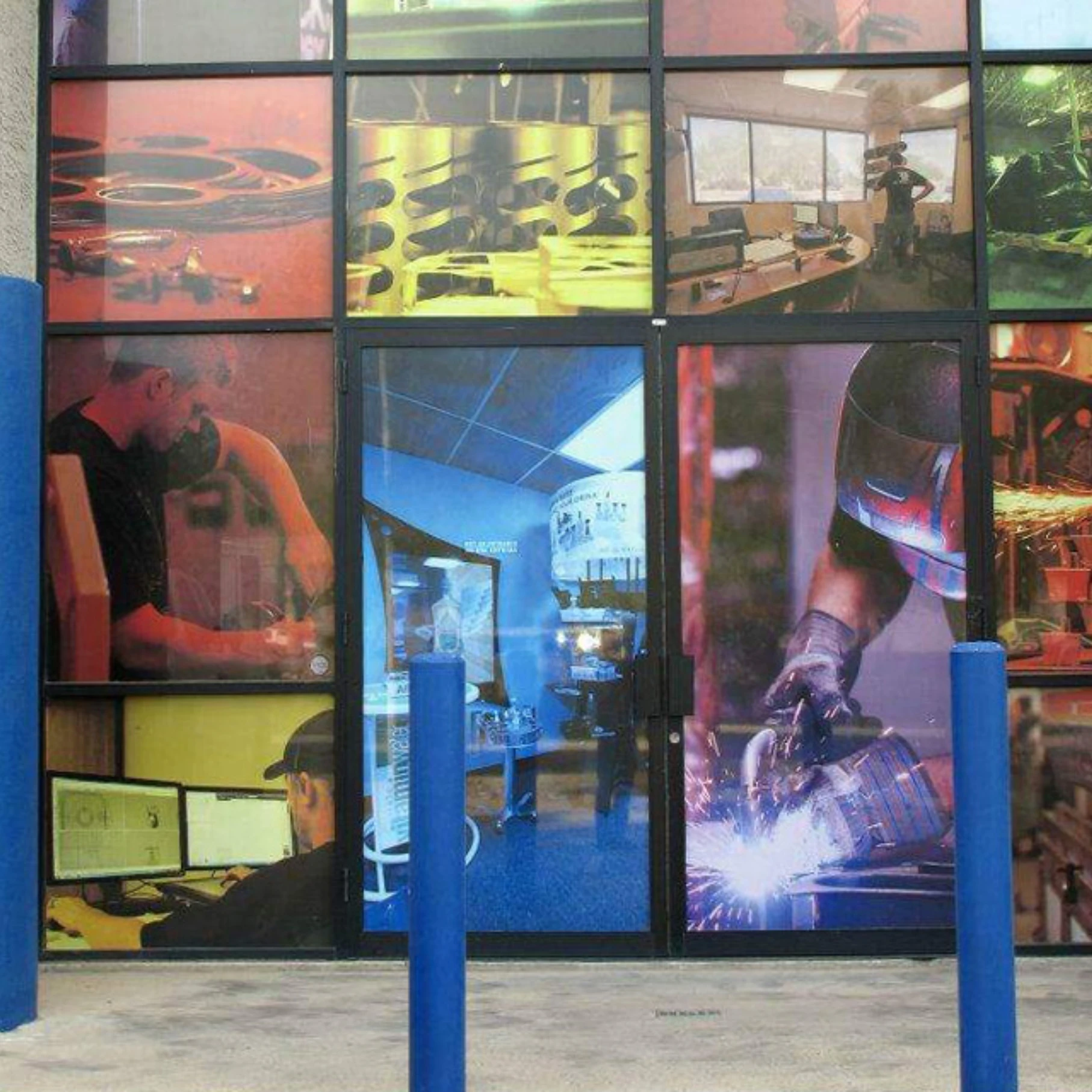 Custom Advertising Vinyl Decal Outdoor Shop Window Reverse Sticker