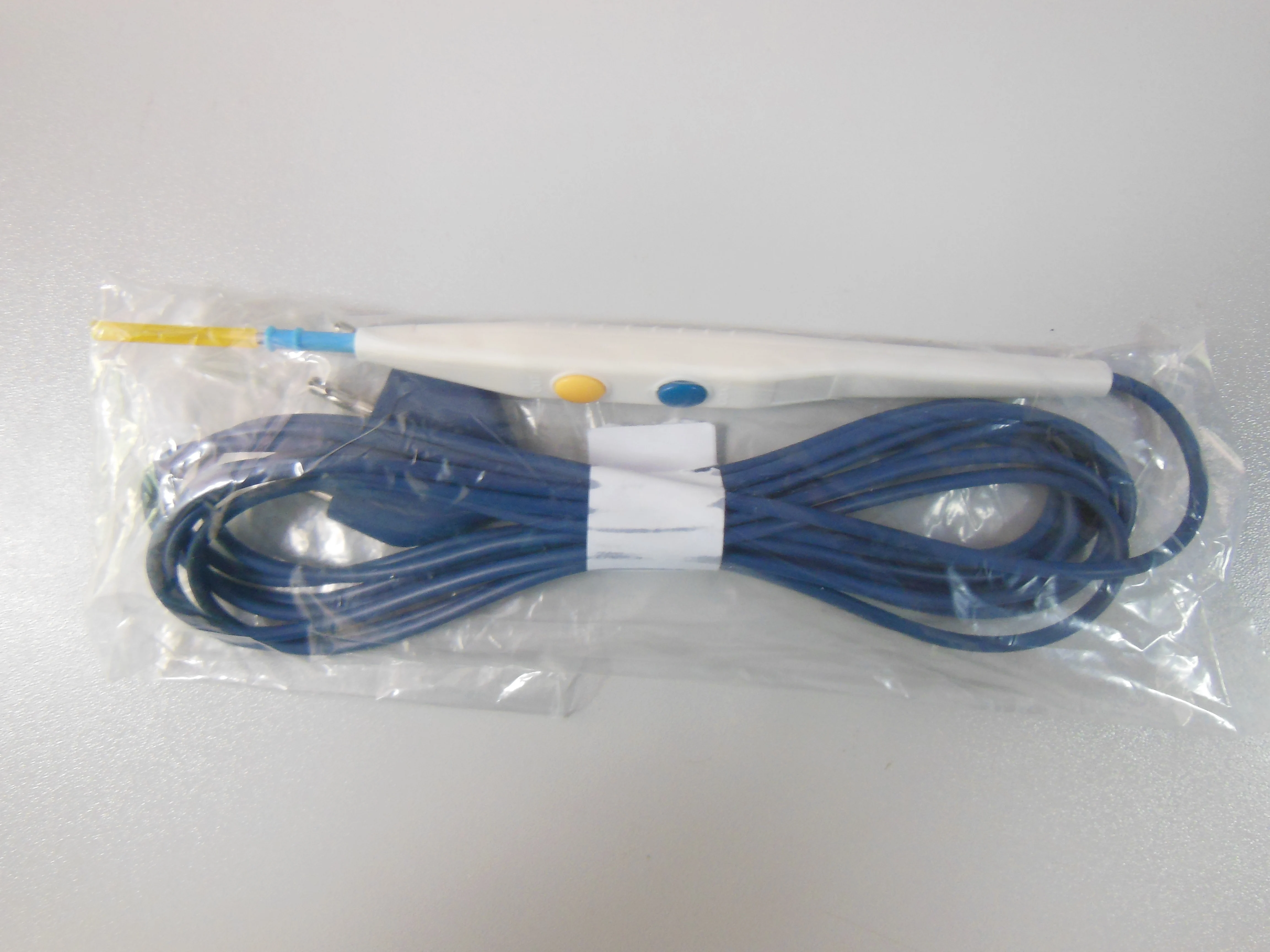 China Manufacturer Hand Control Medical Electrosurgical ESU Pencil With Button Switch Sterile