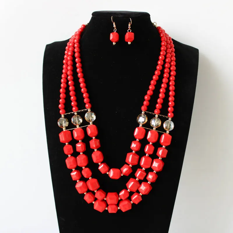 2019 New design african women statement costume colorful beaded necklace set jewelry