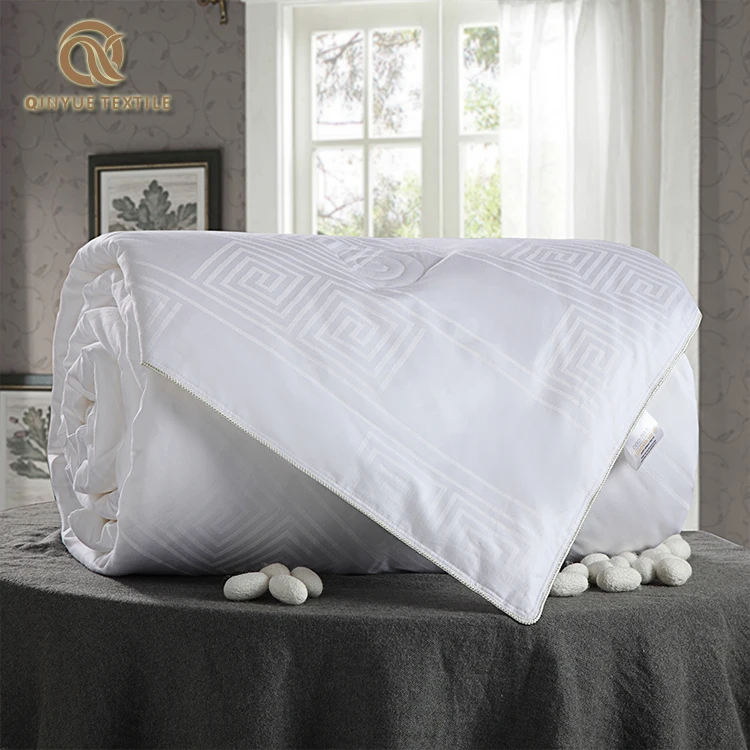 Winter Home silk Filling Embroidery Comforter Duvet Bedding Reversible Quilt Set