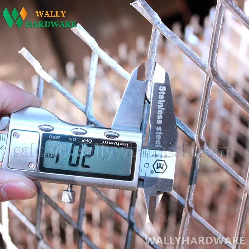 Chinese suppliers perforated metal sheets perforated metal mesh screen 4X8 Expanded Metal price