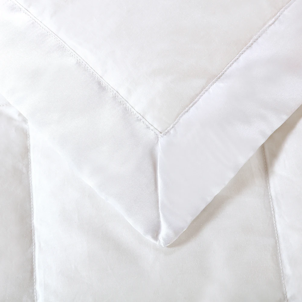 100% Cotton White Goose Down Blanket