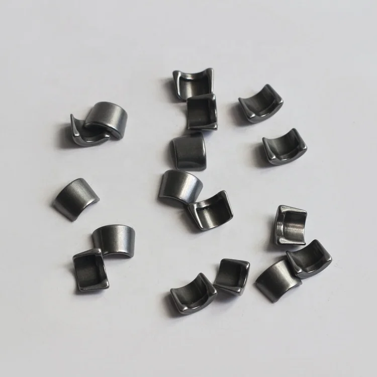 Engine Valve Split Collets C6204414520 4982898 for B3.3 4D95 Diesel Engine