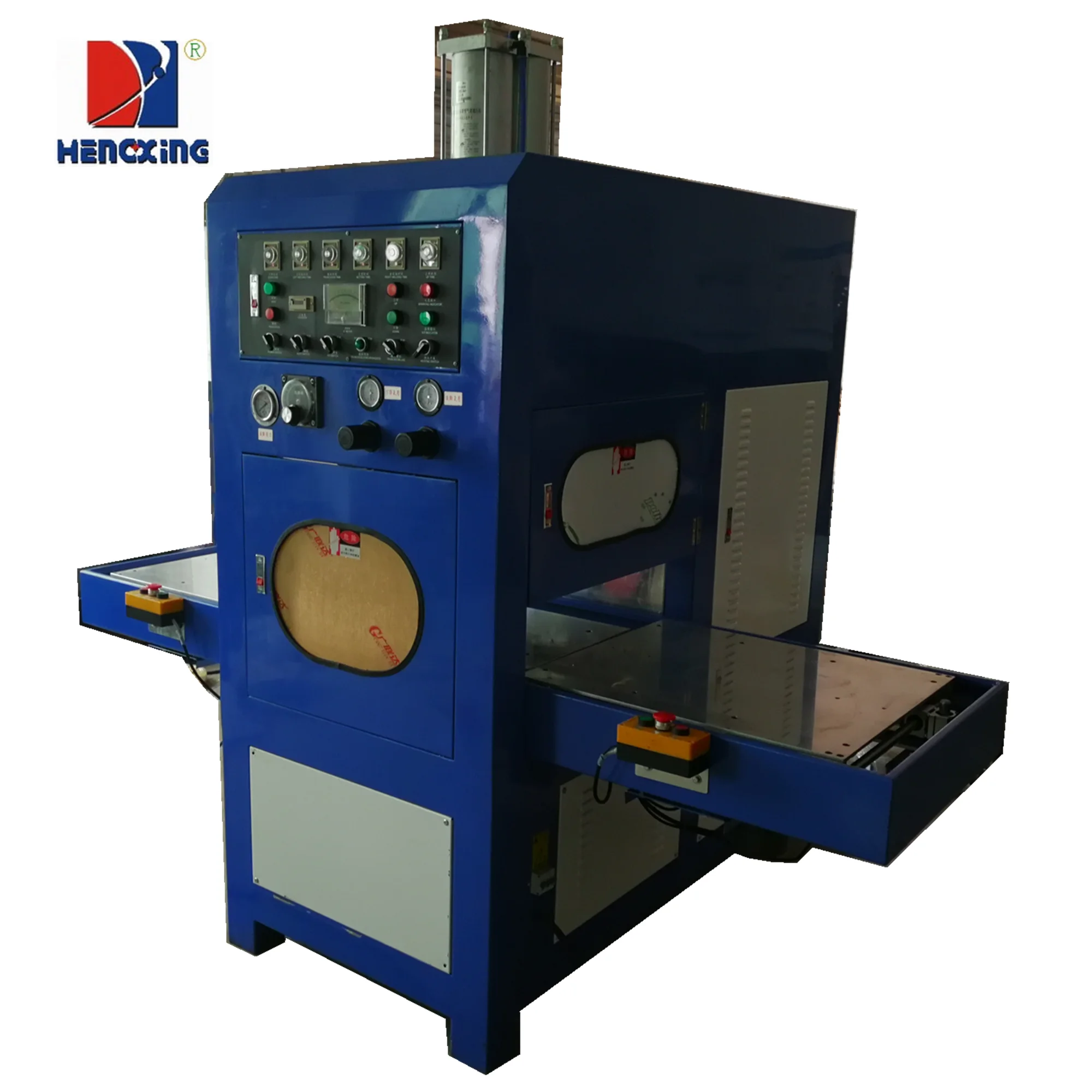 Машина для сварки и резки блистерной лампы ПЭТ