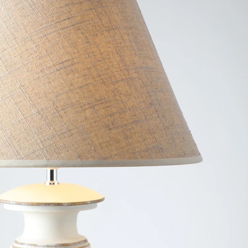 Factory Handmade Craft Luxury Home Decor Carving Resin Bedside Lamp