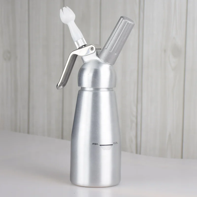 
Whipped Cream Dispenser | Cream Whipper | Whipping Siphon | 1 Pint (500ml) 