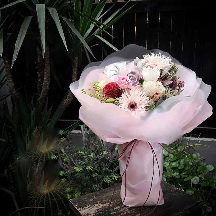 
Best-selling fresh flower packaging paper Custom Latest design foldable double layer waterproof flower wrapping paper 