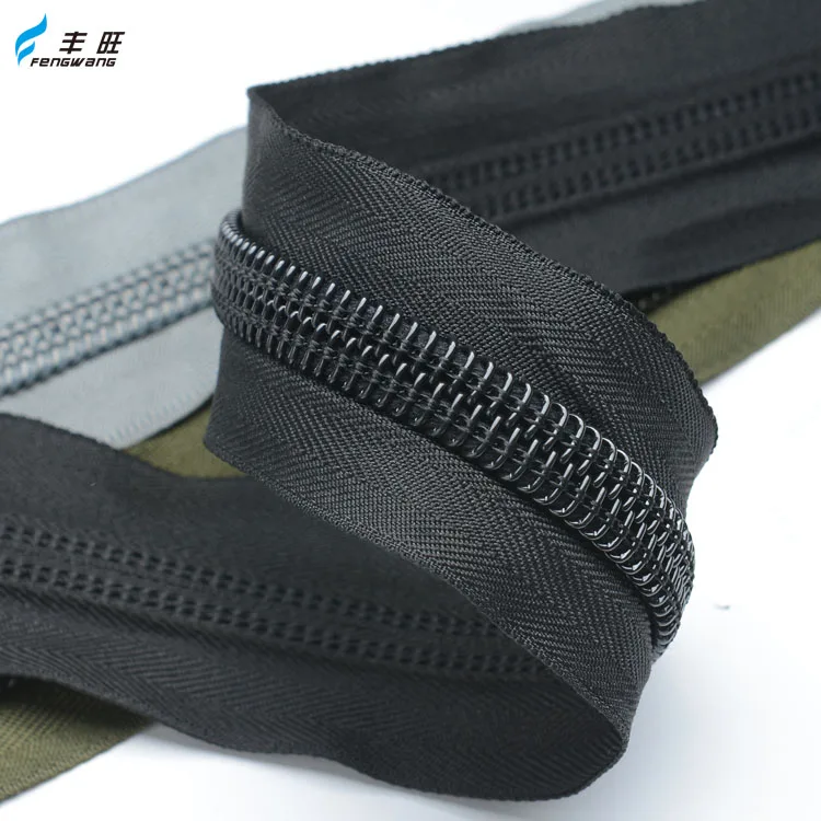 Top sale high quality wholesale long chain in rolls nylon zips zippers (60654653887)