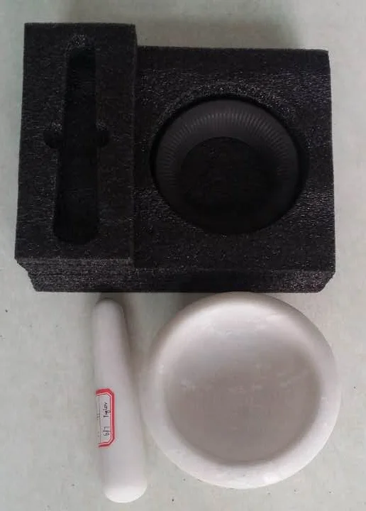 
Natural white marble mortar and pestle with silicone base 