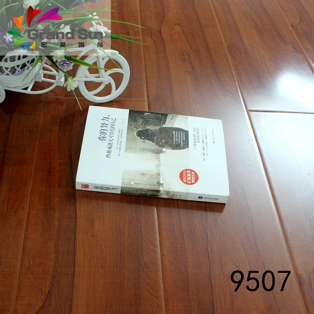 High gloss oak engineered brown laminate wood floor 12mm class 31 ac3