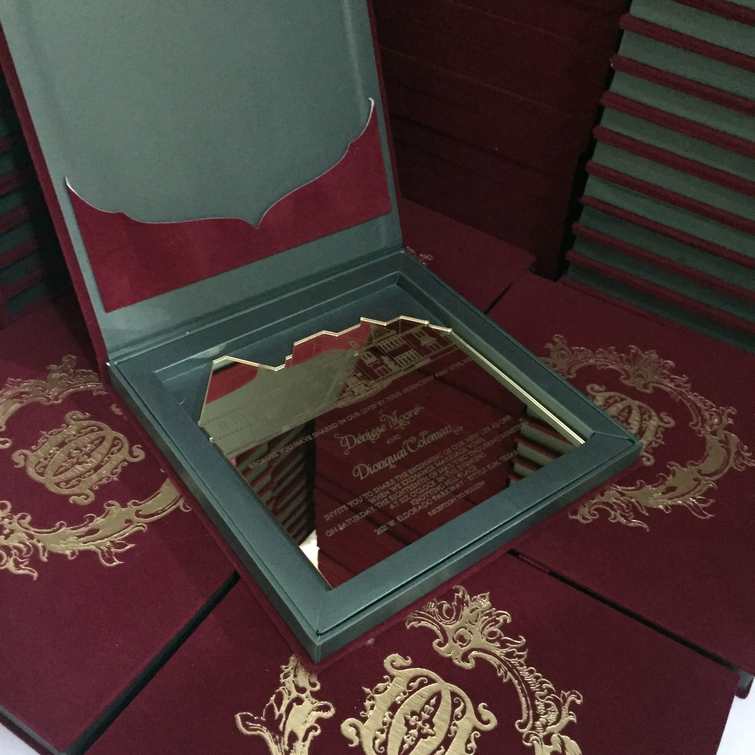Creative & Luxury Red Velvet Hardcover Box with Unique-Shaped Mirror Acrylic Wedding Invitations/cards with Engraved Text