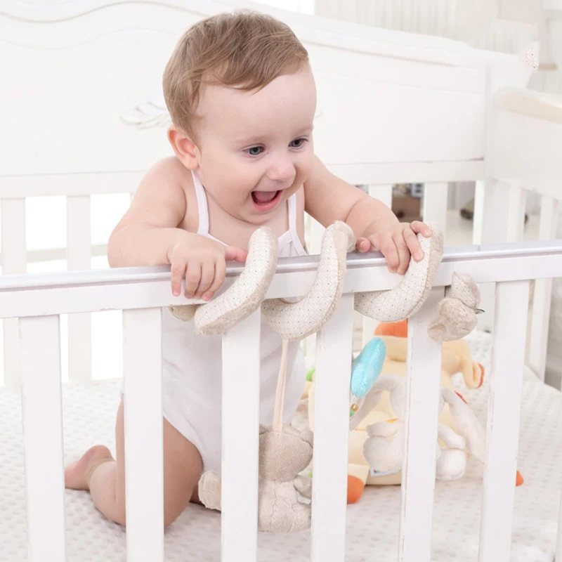 Baby lathe hangings Bear and rabbit bed around baby cloth bed around sounding paper grinding toys