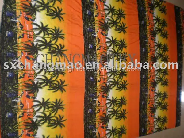 Район пляжа парео с пальмы