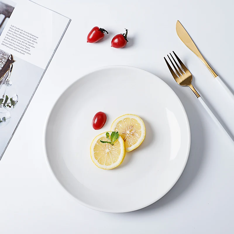 Ресторан Стейк 10 дюймов белый купе пластины, ресторан, недорогой ноутбук с процессором In Стоковая белая пустыни пластина/