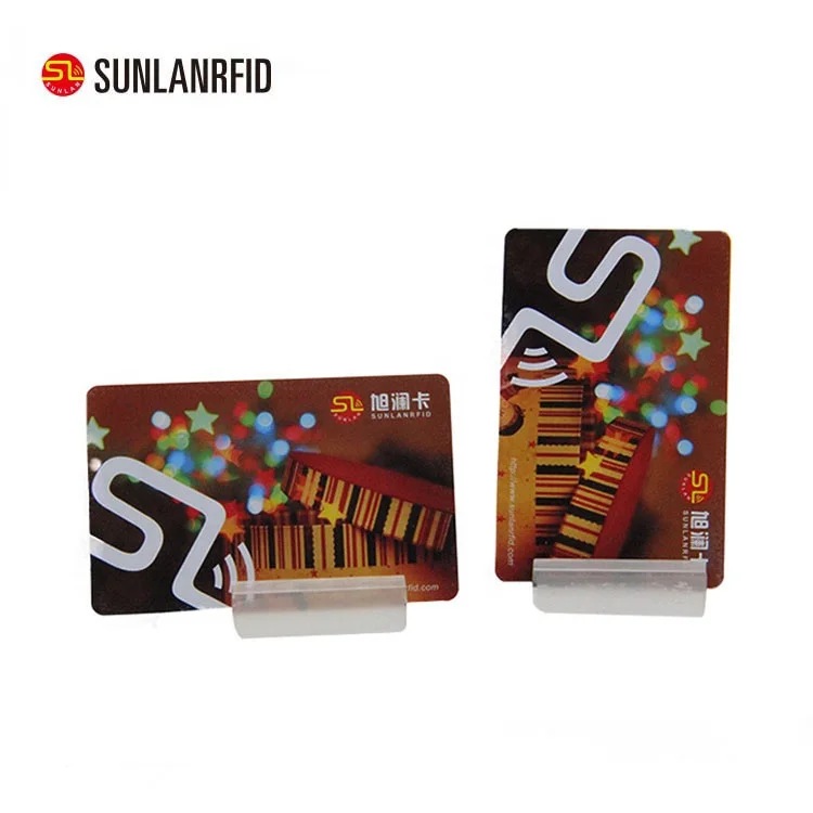 конкурентоспособная цена HF 13,56 мГц пластиковый ПВХ пустой программируемый Бесконтактный RFID NFC смарт-карта с чипом