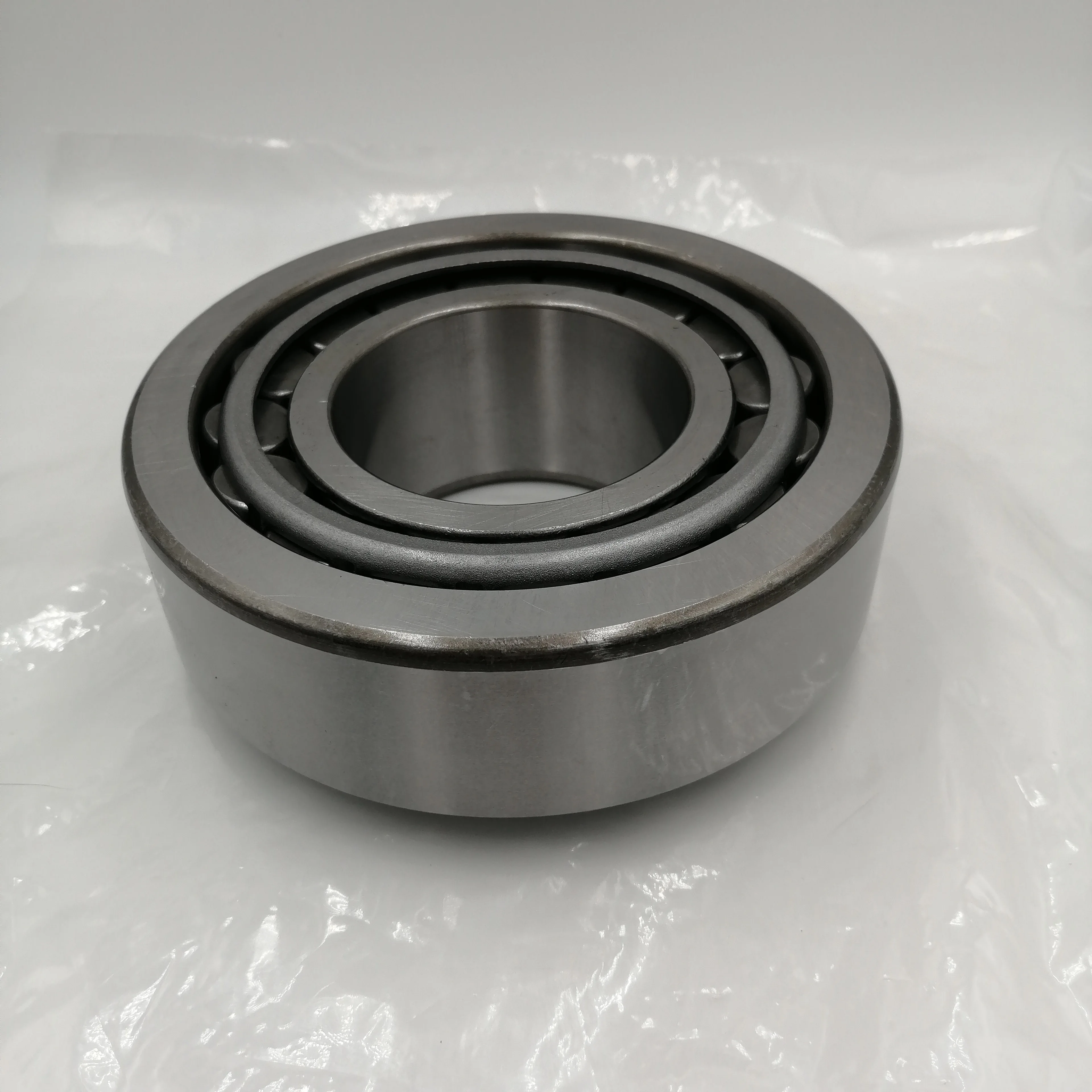 
Factory price tapered roller bearing 32313 32215 32218 