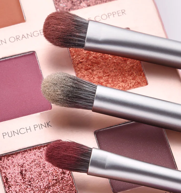 Wholesale Beauty 8 pcs Blending Cosmetic Custom Makeup Brush Set With Gift Box Face Powder Blush Brush Set