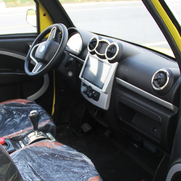 New Energy Smart Mini Solar Electric Car