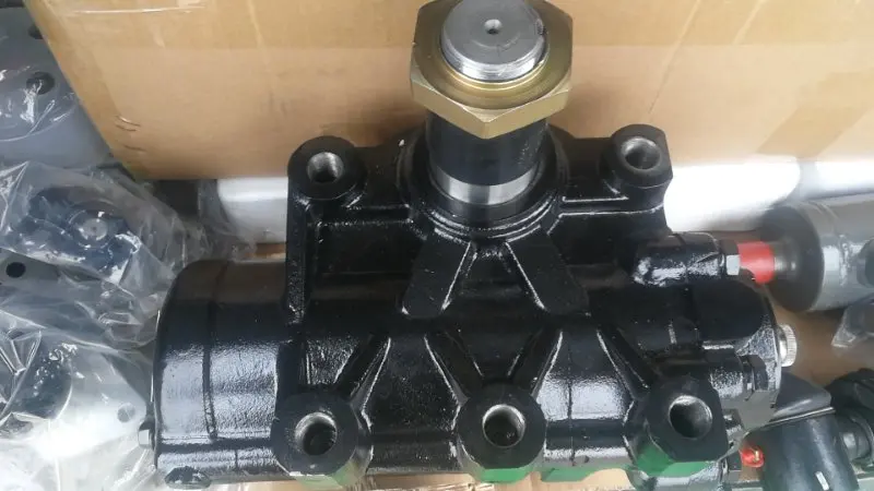 IVECO Heavy duty truck parts  steering gear 8098955614
