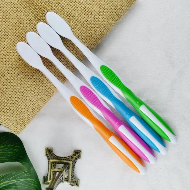 free sample classic model cheap massage gum travel toothbrush