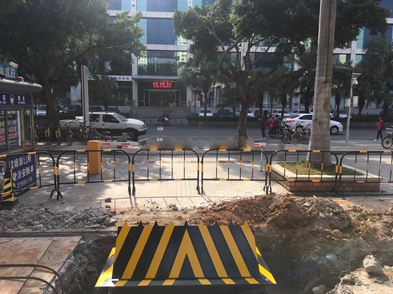 Heavy Vehicle Access Control Hydraulic Road Blocker Steel Tire Killer Traffic Barrier Flexible Anti-Terrorist Access Control