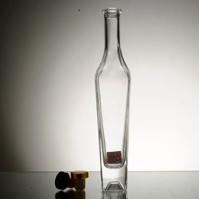 Customized size 300ml 500ml 750ml clear glass soft drinks bottle