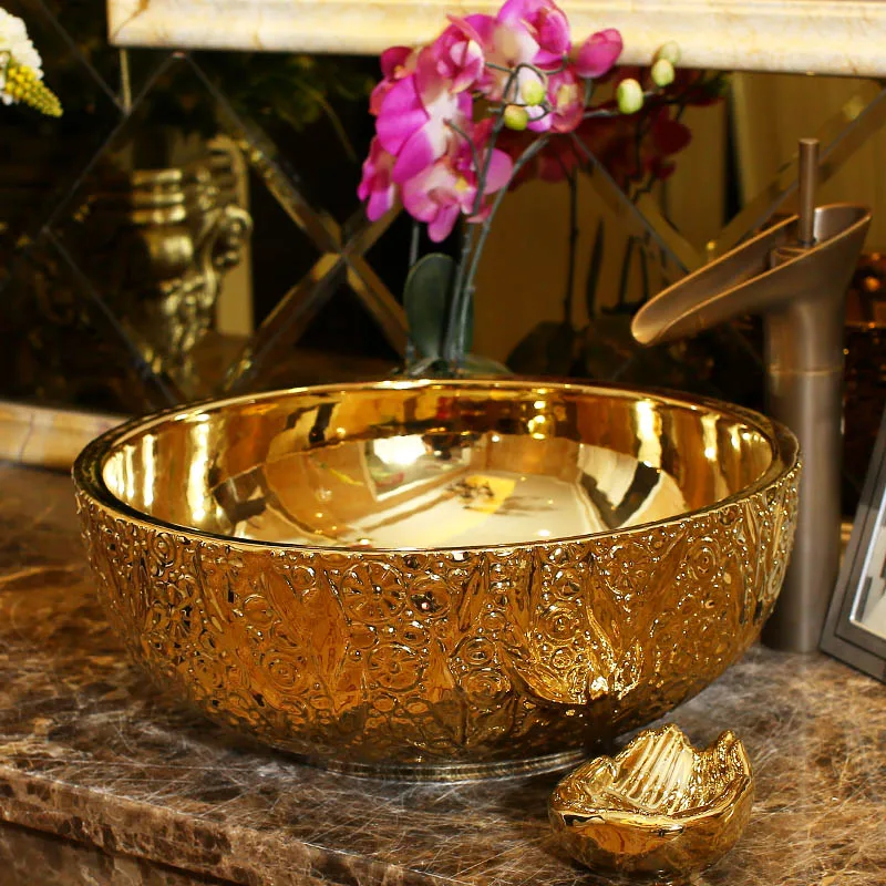 Luxurious Embossed Golden/silver Europe Vintage Style Ceramic Washing Basin Counter Top Painted Ceramic Bathroom Sinks